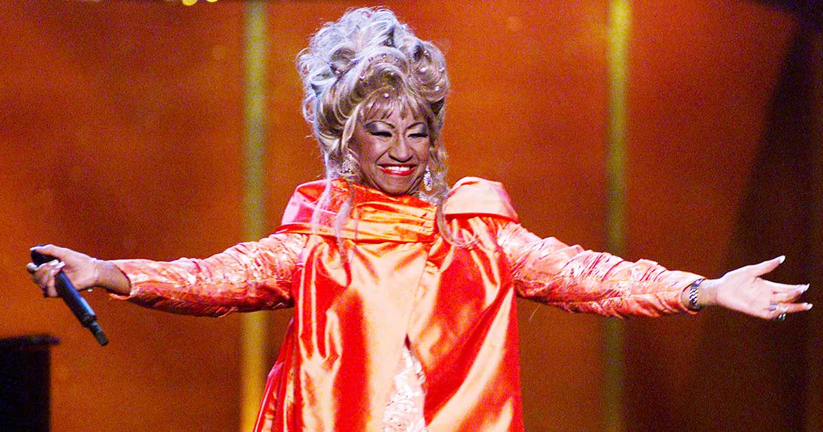 La cantante cubana Celia Cruz es conocida como la reina de la salsa